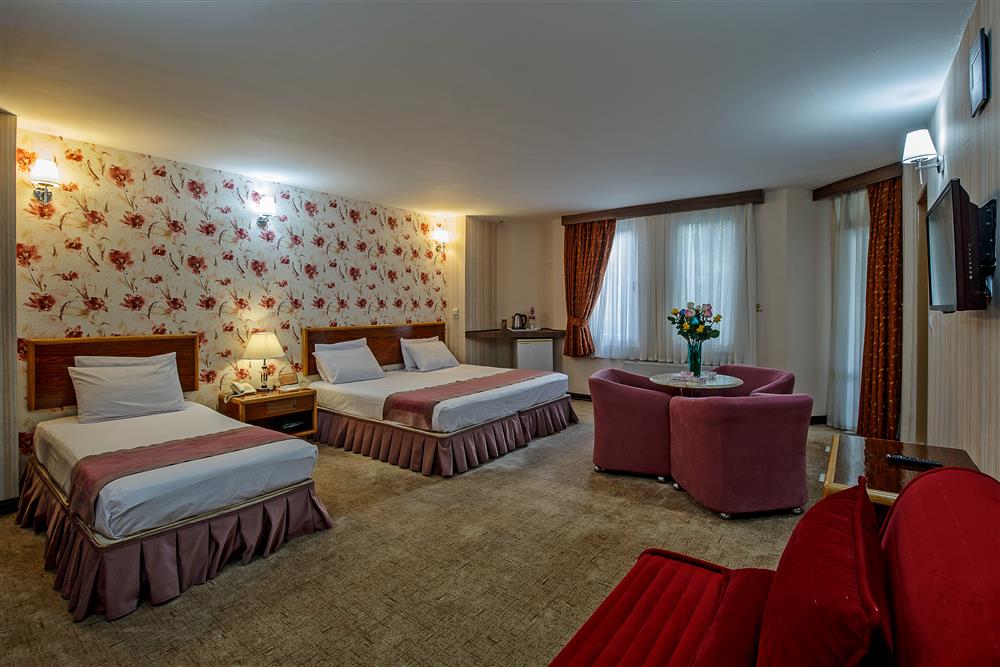 پارسیان سوئیت