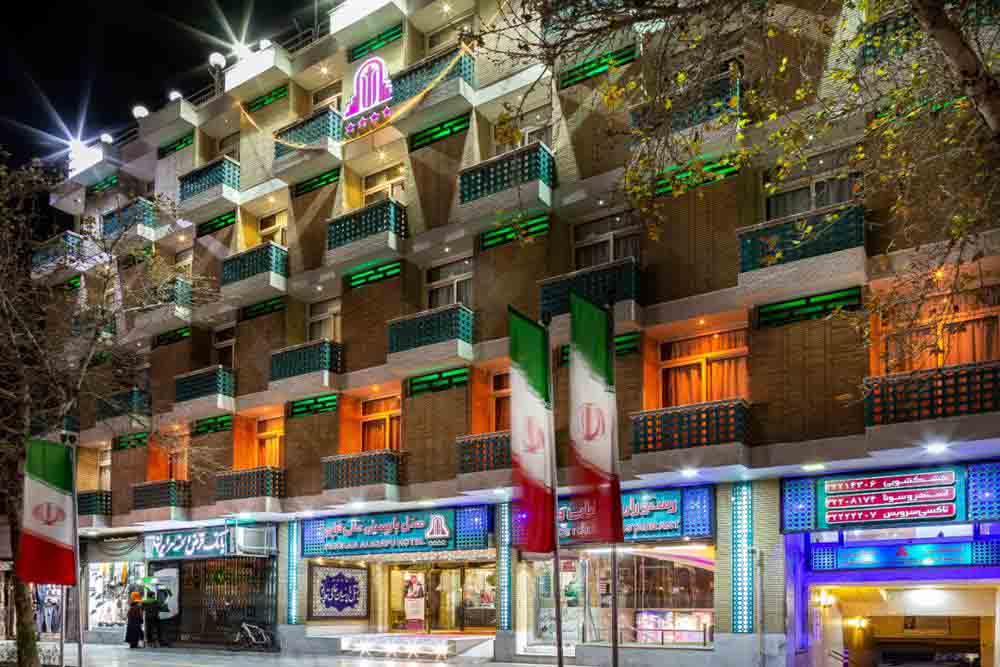 پارسیان عالی قاپو