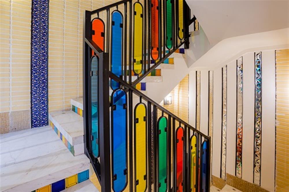 بوتیک هتل هنر