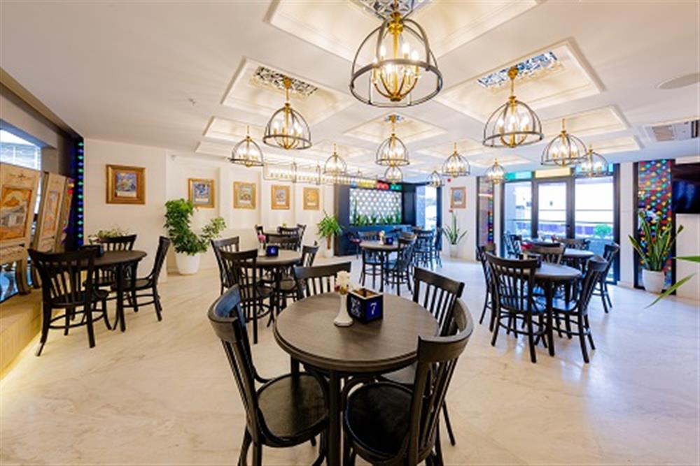 بوتیک هتل هنر